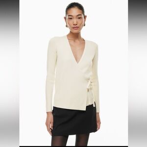Aritzia Preset Sweater